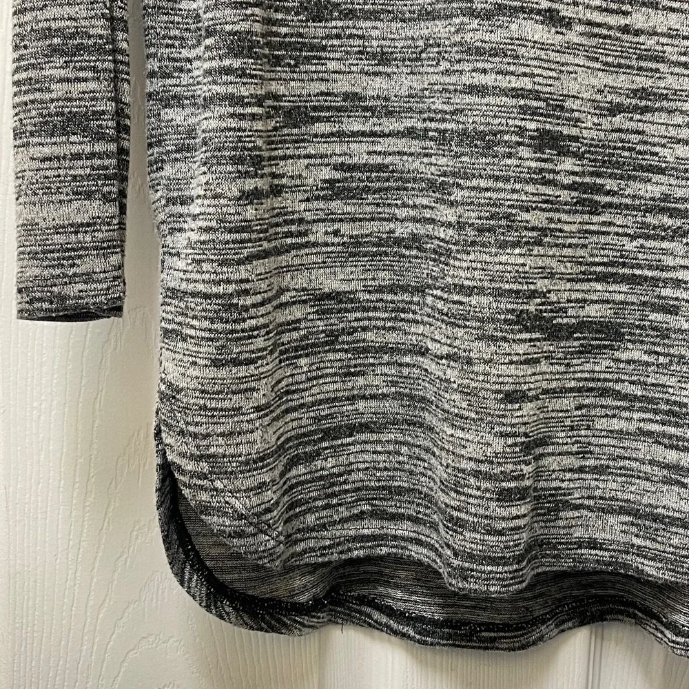 Women's‎ Gray Space-Dyed Crew Neck Cotton Blend Rounded Hem Knit Top (L)